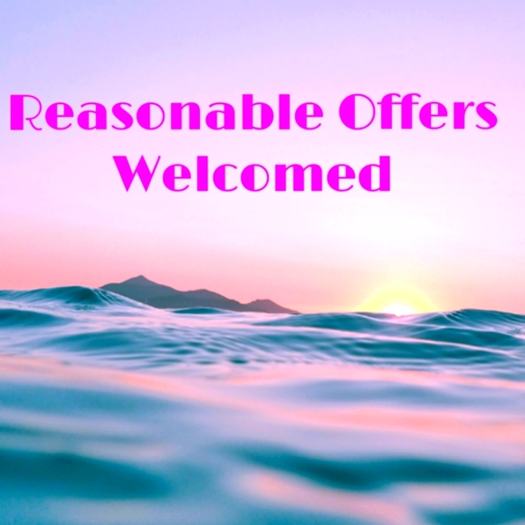 Meet your Posher, Jennifer - Picture 1 of 1